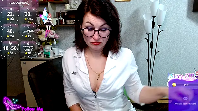 BeatriksS online show from April 2026 05:09:02 PM