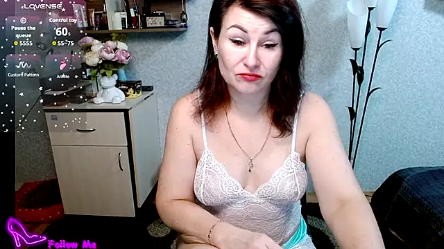 BeatriksS online show from March 2026 03:49:02 PM