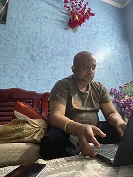 Dick 6inches online show from March 2026 04:36:01 PM