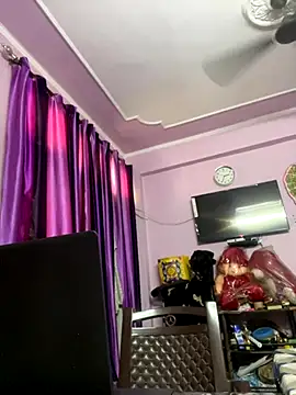 Dick 6inches online show from November 2025 09:02:01 AM