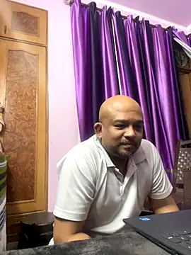 Dick 6inches online show from October 2025 03:24:02 PM