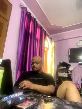 Dick 6inches online show from October 2025 05:05:02 AM