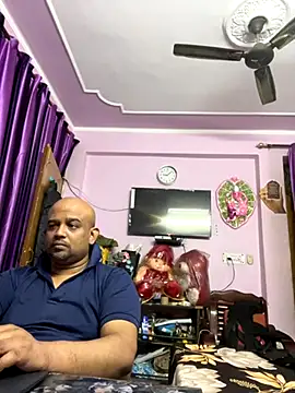 Dick 6inches online show from November 2025 03:37:02 PM