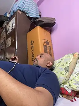 Dick 6inches online show from October 2025 08:03:02 AM