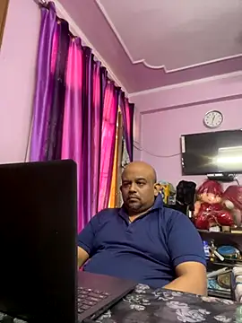 Dick 6inches online show from November 2025 07:01:02 AM