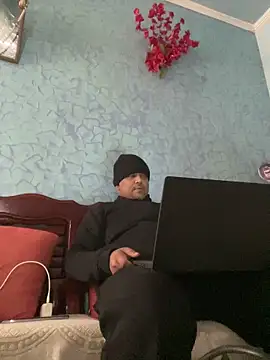 Dick 6inches online show from December 2025 08:06:02 AM