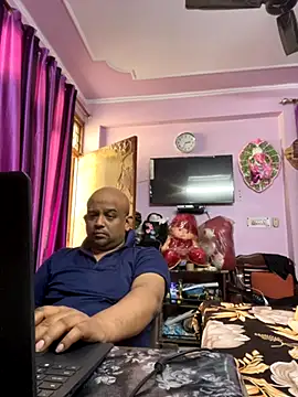 Dick 6inches online show from November 2025 09:02:01 AM