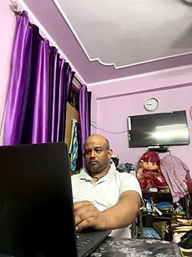 Dick 6inches online show from November 2025 03:15:01 PM