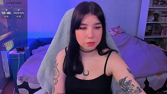 Snapshot of kellyharris chatting on March 2025 02:11:02 PM kellyharris online show from March 2025 02:11:02 PM