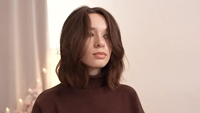 VivianLy  online show from February 2025 11:01:02 AM