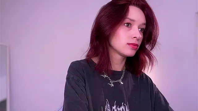 VivianLy  online show from March 2025 08:17:02 AM