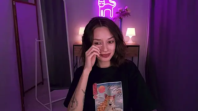 VivianLy  online show from February 2025 09:55:02 AM