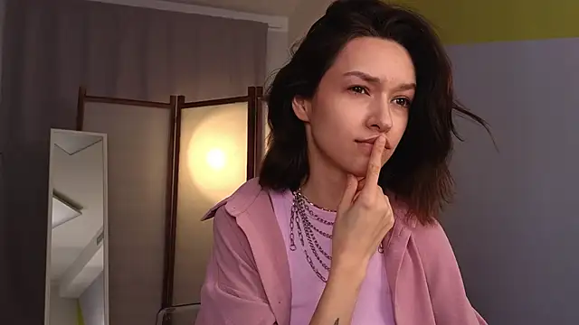 VivianLy  online show from February 2025 09:50:02 AM