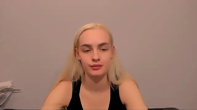 OliviaKisss online show from March 2026 07:51:01 PM