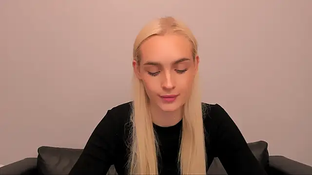 OliviaKisss online show from November 2025 07:58:02 PM