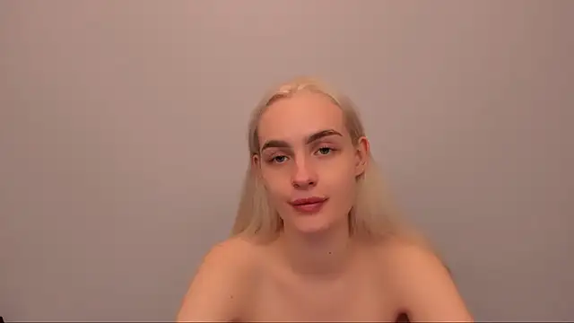 OliviaKisss online show from December 2025 07:50:01 PM