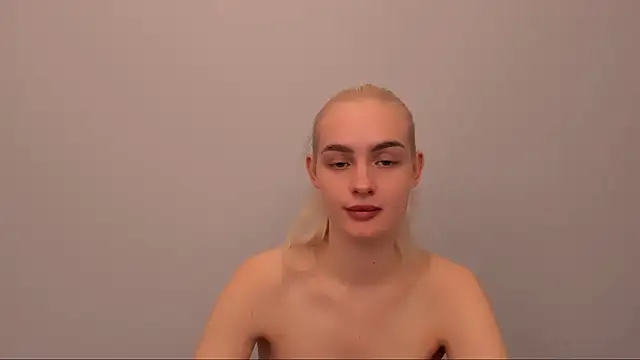 OliviaKisss online show from December 2025 09:04:01 PM