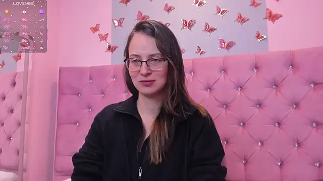 Snapshot of AmbeerWood_ chatting on September 2025 11:50:02 AM AmbeerWood online show from September 2025 11:50:02 AM