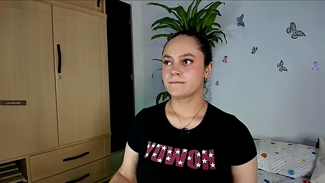 VICTORIABLACK xh online show from April 2026 07:30:01 PM