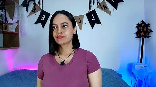 Snapshot of VICTORIABLACK_@xh chatting on October 2025 11:11:02 AM VICTORIABLACK xh online show from October 2025 11:11:02 AM
