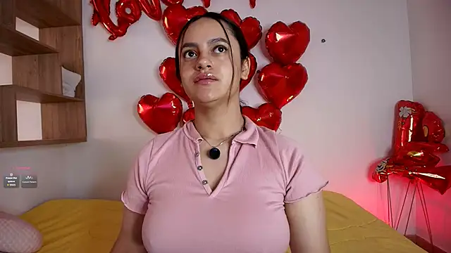 Snapshot of VICTORIABLACK_@xh chatting on September 2025 12:00:01 PM VICTORIABLACK xh online show from September 2025 12:00:01 PM