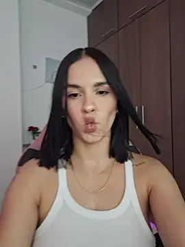 heyshaa online show from July 2026 10:11:02 PM