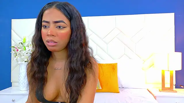 Snapshot of Tyra_Kane chatting on September 2025 03:29:01 AM Tyra Kane online show from September 2025 03:29:01 AM