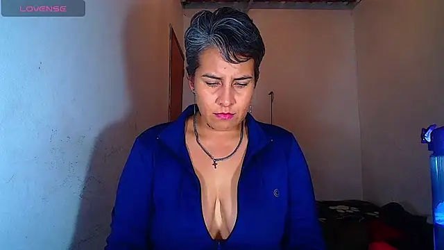 Yessi rousse online show from July 2026 12:10:02 AM