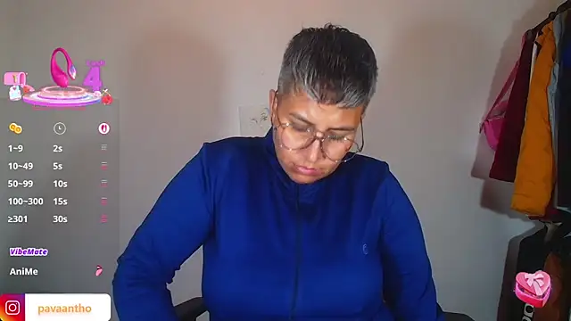 Yessi rousse online show from November 2025 10:21:02 AM