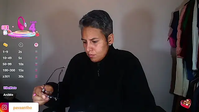 Yessi rousse online show from November 2025 09:02:02 AM