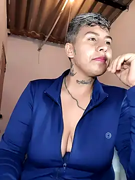 Yessi rousse online show from April 2026 02:22:01 PM