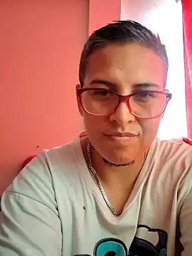 Yessi rousse online show from February 2025 05:26:02 PM
