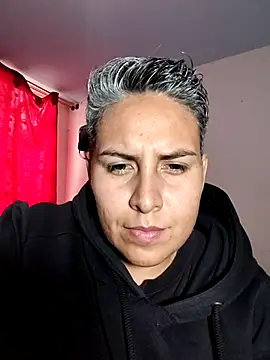 Yessi rousse online show from November 2025 12:48:01 PM