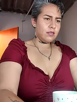 Yessi rousse online show from June 2026 08:26:02 PM