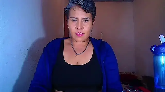 Yessi rousse online show from July 2026 01:01:01 AM