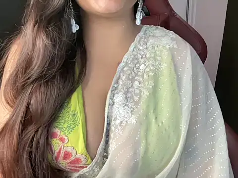 shanayaaa 1 online show from February 2026 06:54:01 PM