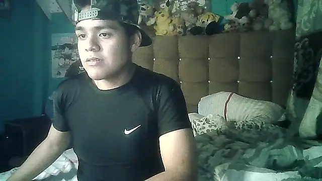 Valesh20 online show from November 2025 04:19:02 AM