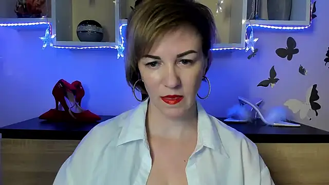 Snapshot of feliziaDesire chatting on March 2025 05:32:01 AM feliziaDesire online show from March 2025 05:32:01 AM