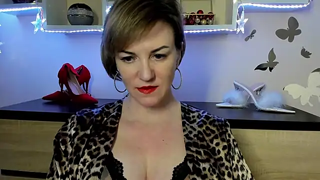 Snapshot of feliziaDesire chatting on March 2025 04:40:02 PM feliziaDesire online show from March 2025 04:40:02 PM
