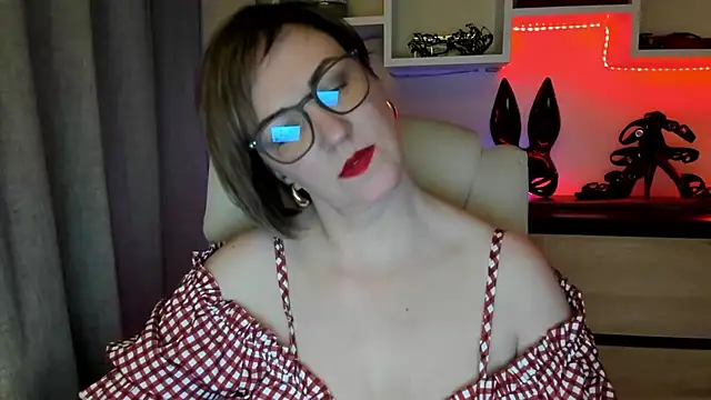 feliziaDesire online show from December 2025 01:10:02 PM