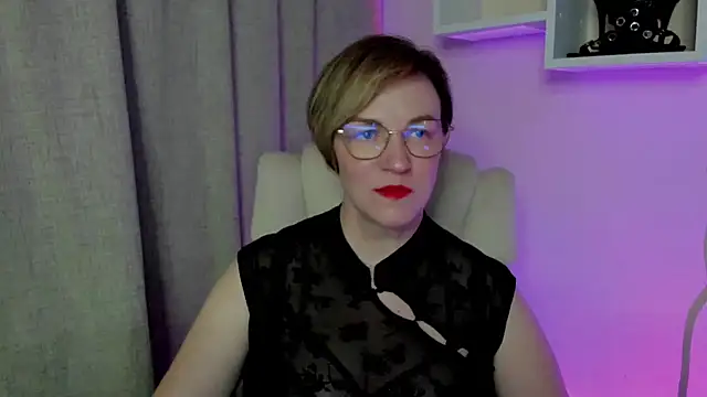 Snapshot of feliziaDesire chatting on July 2026 12:06:01 PM feliziaDesire online show from July 2026 12:06:01 PM