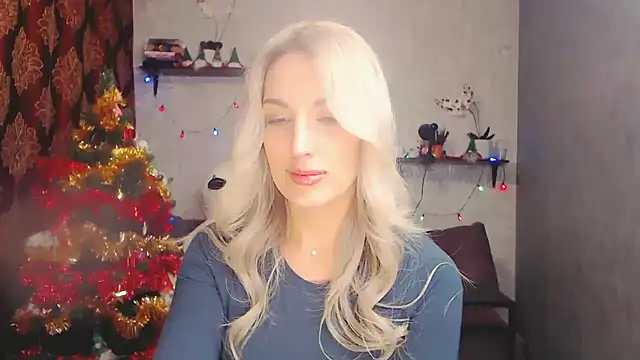 Snapshot of MillaXQueen chatting on December 2024 01:27:02 PM MillaXQueen online show from December 2024 01:27:02 PM