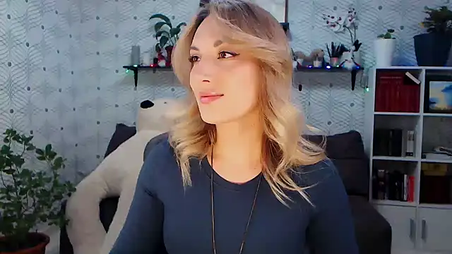 MillaXQueen online show from January 2026 03:26:01 PM