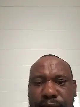 Snapshot of TheTwist chatting on February 2025 08:17:01 AM TheTwist online show from February 2025 08:17:01 AM