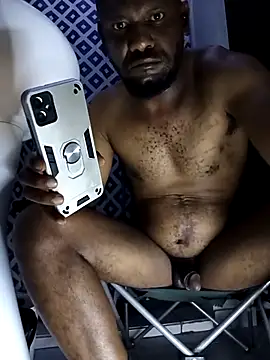 Snapshot of TheTwist chatting on April 2026 03:49:01 PM TheTwist online show from April 2026 03:49:01 PM