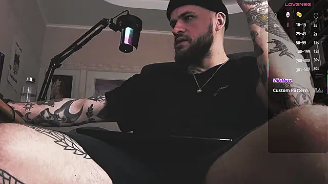 Snapshot of FindomJason chatting on January 2026 11:46:01 AM FindomJason online show from January 2026 11:46:01 AM