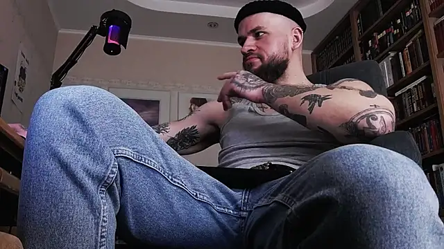 Snapshot of FindomJason chatting on March 2026 09:20:01 AM FindomJason online show from March 2026 09:20:01 AM