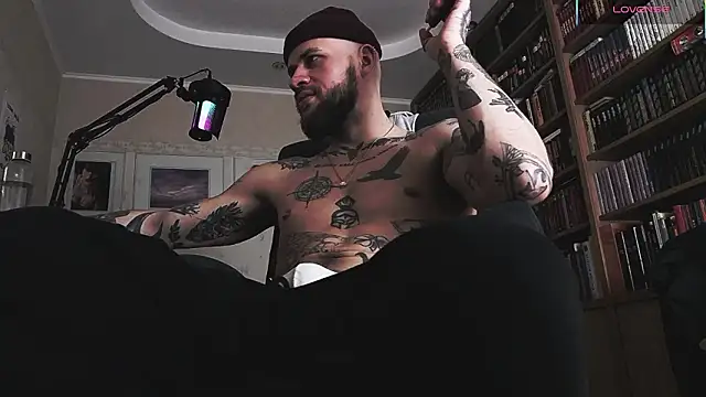 Snapshot of FindomJason chatting on January 2026 09:46:01 PM FindomJason online show from January 2026 09:46:01 PM