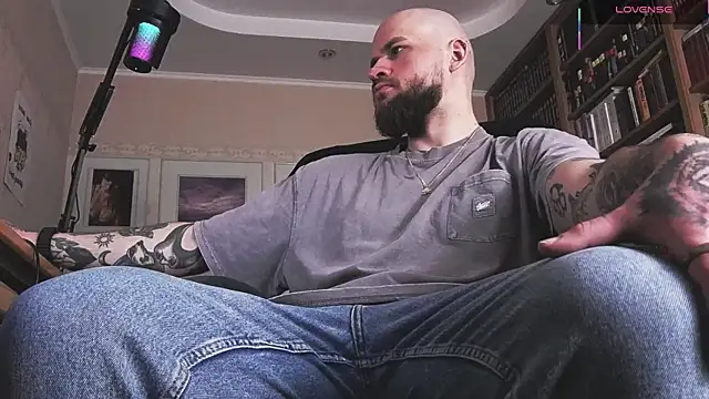 Snapshot of FindomJason chatting on February 2026 10:37:02 AM FindomJason online show from February 2026 10:37:02 AM