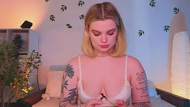 Hottie Jane online show from May 2026 11:59:01 AM